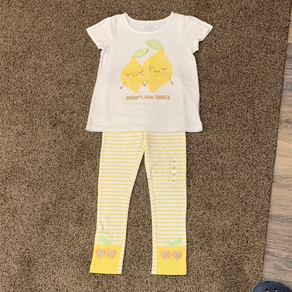 5T NWT/NWOT Set-Children's Place White & Yellow Lemon T-shirt & Leggings Set